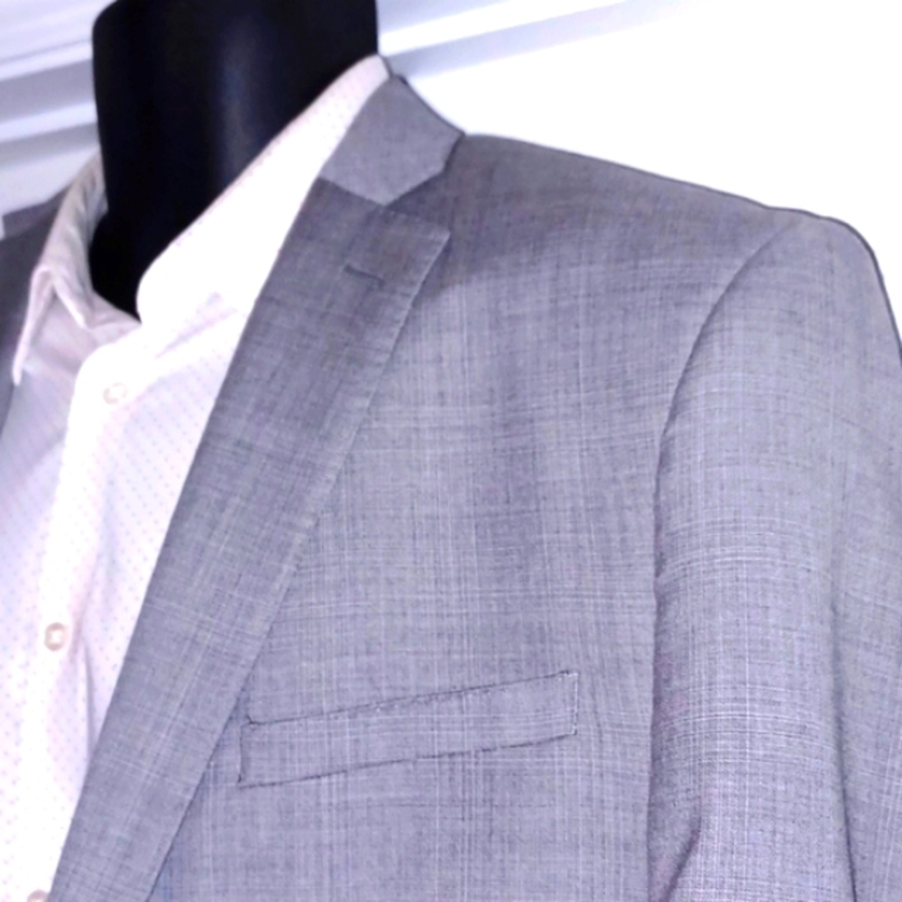 Solid Gray Luxe Mens Suit, 44L, 40W / 30L - Picture 9 of 12